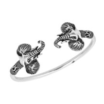 Beautiful Detail Twin Elephants Traditional Thai Sterling Silver Bracelet - $55.43