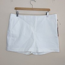 NWT Vince Camuto | New Ivory Cuffed Shorts, Womens Size 14 - £33.39 GBP