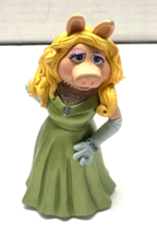 Disney Miss Piggy In Ball Gown 3&quot; PVC Cake Topper Figure - $110.71 MXN