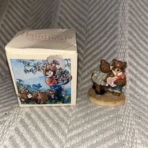 Penni Bears Figurine Couple Kissing With Box - $9.36