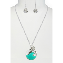 Sea Life Theme and Pendant Necklace and Earrings Set - £11.16 GBP