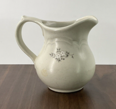 Pfaltzgraff Heirloom Creamer USA 4 1/2 Inches Tall Vintage - £6.69 GBP