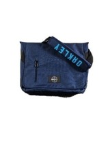 Oakley Messenger Bag Navy with padded laptop sleeve 17x13 - £44.67 GBP