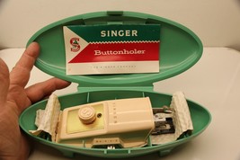 Vintage Singer Green Jetson Case with Buttonholer 489510 &amp; Alternative Templates - £31.44 GBP