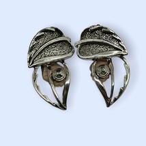 Vintage Sarah Coventry Silver-tone Double Leaf Clip on Earrings - £11.51 GBP