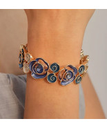Blue rose stretch bracelet - $266.29 MXN
