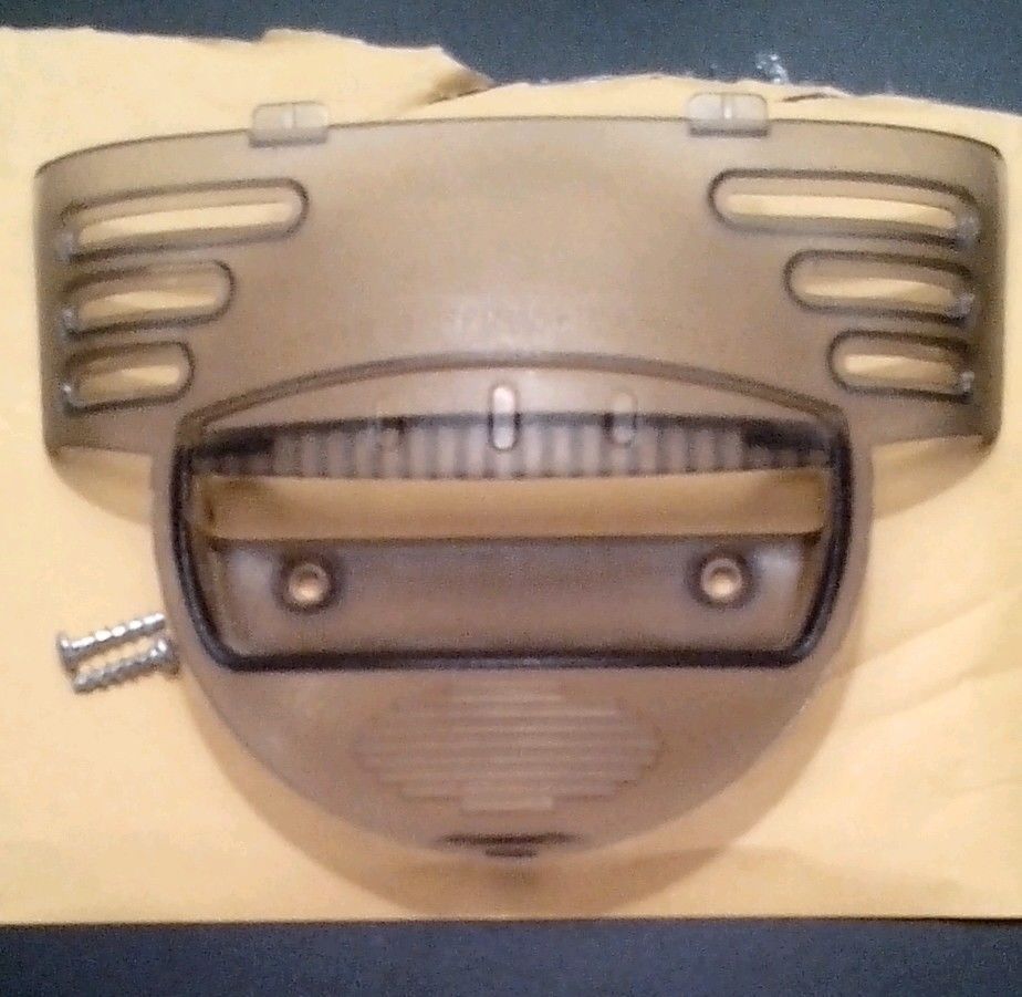 Hoover U5268 Empower Vacuum Cleaner, Lens Cover part. - $3.99