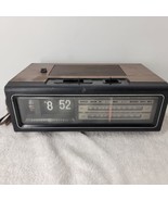 Vintage General Electric AM/FM Flip-Clock Radio Model 7-4310 CLOCK DOES ... - $19.79