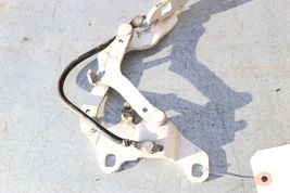2006-2011 BMW 335i FRONT LH DRIVER SIDE HOOD HINGE MOUNT K6842 image 3