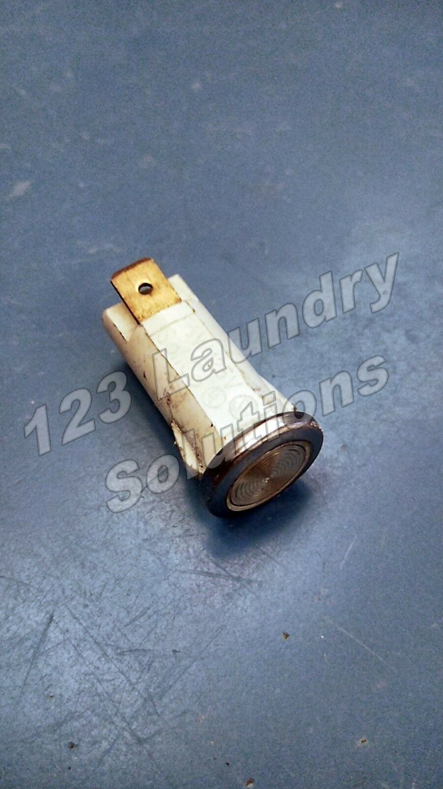 Primary image for Washer Neon Clear/Yellow Light, 125V .25 Tab, for Speed Queen PN: F350430 [Used]