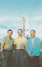 Crew of Apollo 11 Armstrong, Collins, Aldrin NASA Postcard Unposted - £7.82 GBP
