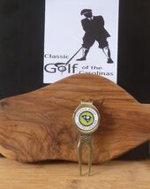 Hilton Head SC Ball Marker and Lorente Divot Tool - Beautiful White - $19.69