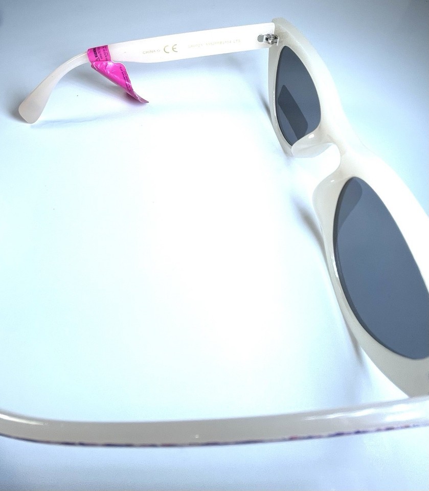 NEW BETSEY JOHNSON Cat Eye Ivory Purple Rhinestone Lace BJ 104 Sunglasses + Case Item image 4