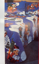 Vtg Disney Wamsutta Mickey Pluto Santa&#39;s Coming Quilted Comforter 2 Pillowcases - £63.30 GBP