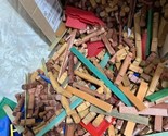1,150 piece Huge Lot Vtg/current Lincoln Logs Timber parts roofs Toy tho... - £158.20 GBP