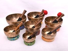 5-10 inches 7 chakra healing singing bowl set of 7-Tibetan Singing Bowl, mallet - £417.67 GBP