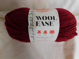 Lion Brand  Wool Ease Cranberry Dye Lot 638334 - £3.92 GBP
