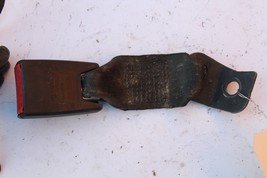 2007-10 E92 BMW 328i COUPE REAR SEAT BELT BUCKLE R1699 - $40.49