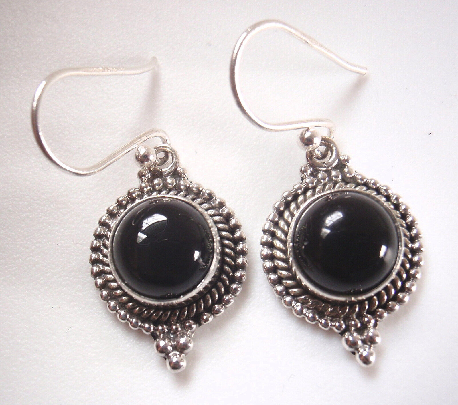 Round Black Onyx 925 Sterling Silver Dangle Earrings Silver Dot Accented - £13.66 GBP