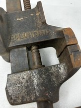 Vintage Columbian Bench Vise 3” Jaw No .143 Col. Hdw Cleveland U.S.A. - £38.25 GBP