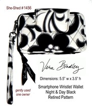 Vera Bradley Smartphone Wristlet Night &amp; Day Black Wallet (pre-owned) - $12.95