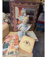 enesco memories of a special day tuesday figure - $444.17 MXN