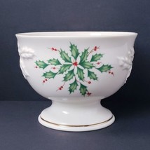 Lenox Christmas Embossed Holly 4.5&quot; Candy Dish Bowl Beige Green Red - £17.98 GBP