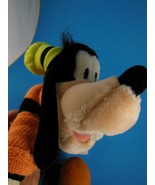 Goofy Disney Plush 11 inch Disneyland Resorts - $10.74 CAD