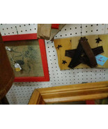 Handmade Leather Stars opon pine wood, 11x2x5 - $198.81 MXN