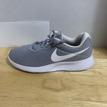 Nike Womens Tanjun 812655-010 Gray Running Shoes Sneakers Size 7.5 - $27.01