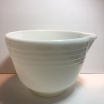Vintage Pyrex White Milk Glass Hamilton Beach #28 ribbed mixing bowl 6” - £9.05 GBP