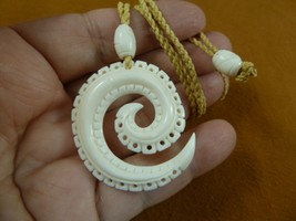 IBP-19a Maori Style Circle Of Life Fish Hook Aceh Bovine Bone Pendant Necklace - £15.33 GBP