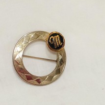 Letter M Round Circle Gold Tone Pin Brooch Vintage 1&quot; - £15.73 GBP