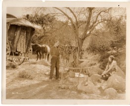 HEAVEN ON EARTH (1927) Lovers Conrad Nagel and Renee Adoree Near Circus Wagon - £39.96 GBP