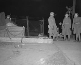 Michigan National Guard members protect Chevrolet factory in Flint Photo... - £6.93 GBP+