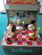 Donald Diner Dancing Figures Sound Activated American 50&#39;S Compatible wi... - $2,317.65 MXN