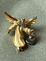 Vintage Small Guisti Signed Brushed and Shiny Goldtone Angel w Ringing Bell Pin - £6.18 GBP