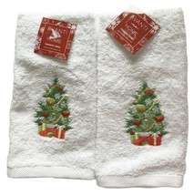 Avanti Christmas Tree Fingertip Towels Embroidered Set of 2 Guest Room Bathroom - $36.14