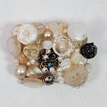 Vintage Handmade Bead Button Cluster Brooch Pin 1.5 Inch - $7.00