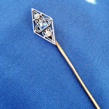 Earth mined Diamond Deco Pin 1920s Vintage Platinum Sapphire 14k gold Fi... - $1,610.25