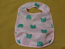 Carter&#39;s Frog Bib with Pouch Pink Green - £2.97 GBP