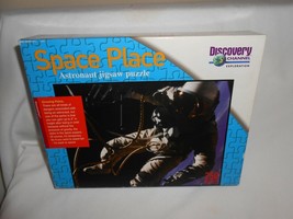 NEW Discovery Channel Exploration Space Place Astronaut 250 Pc Jigsaw Pu... - $9.13