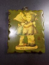 strange mid century plaster Hummel boy and girl wall plaque 9&quot;x7.5&quot; - €13,47 EUR