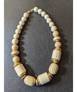 Vintage Signed NAPIER Gold Tone Cream Lucite 9&quot; Beaded Retro Classy Neck... - €28,96 EUR