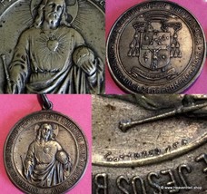 RARE Large Signed 1915 Art Nouveau Art Medal Juan Gottuzzo Sacred Heart of Jesus - £130.49 GBP
