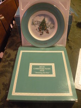 Avon 1978 Vintage & Retired Collector's Plate Series Trimming The Tree - $10.00