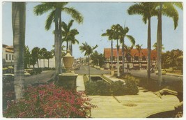 Vintage Postcard Magnificent Cluett Memorial Fountain and Plaze Palm Beach FL - £5.45 GBP