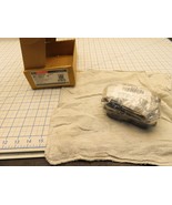 Ford CU2Z-2V001-E Brake Pad Set BR-1454-C Factory Sealed - €34,61 EUR Ford CU2Z-2V001-E Brake Pad Set BR-1454-C Factory Sealed - €34,61 EUR