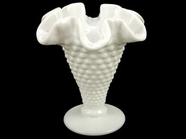 Horn-Shape Bud Vase, White Milk Glass, Hobnail w/Ruffled Rim, Vintage Ho... - £11.57 GBP