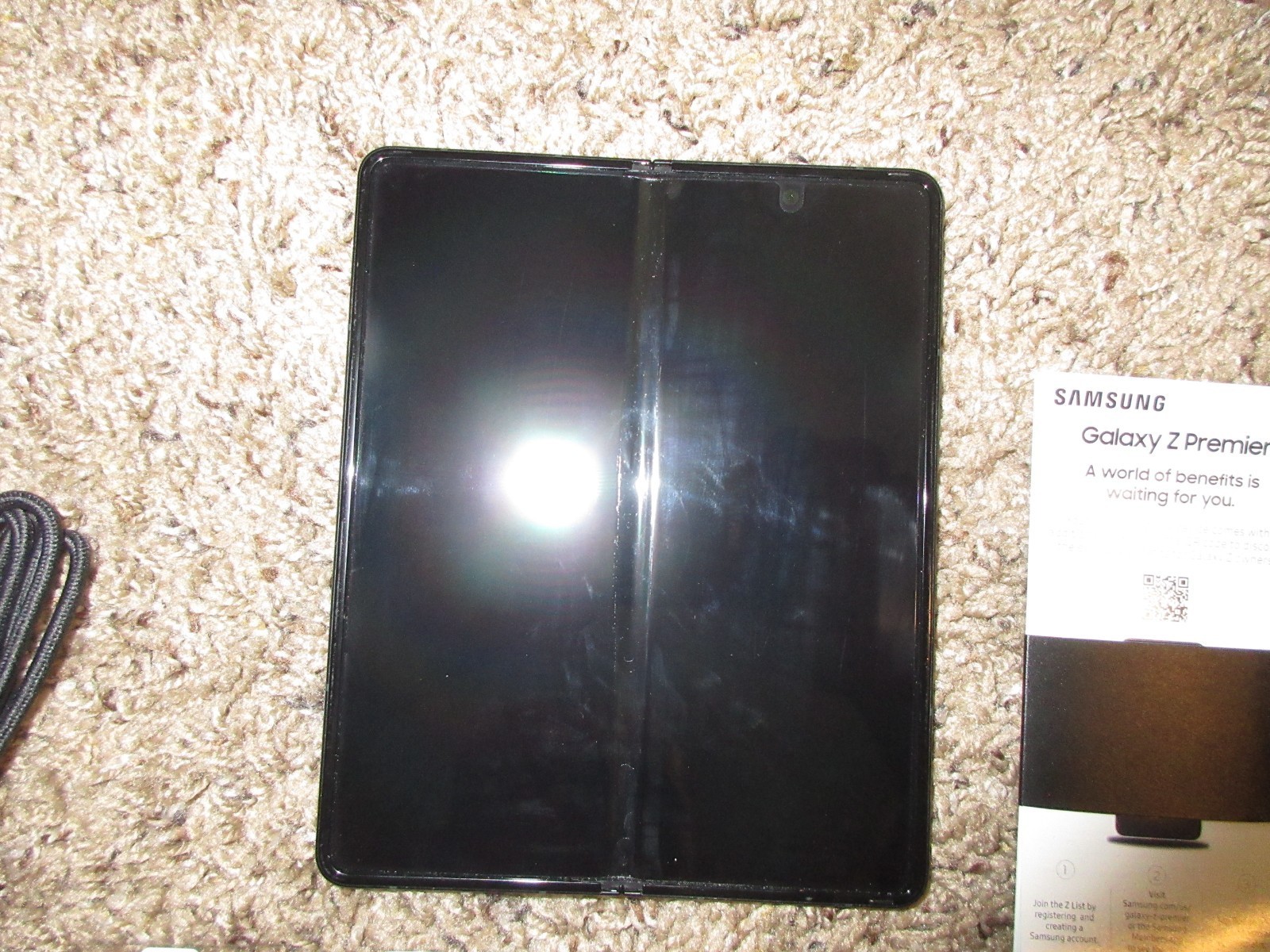 Samsung Galaxy Z Fold3 256GB Phantom Green T-Mobile Item image 7